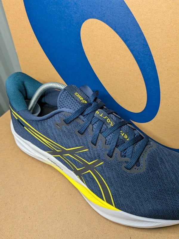 ASICS versablast 4 Mens running trainers size 9.5
