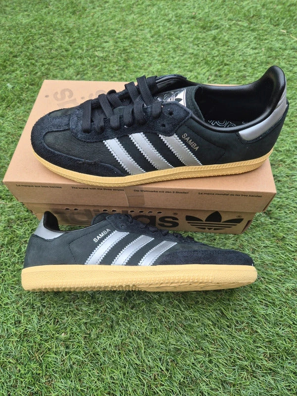 Adidas Originals Samba IE8128 size 4