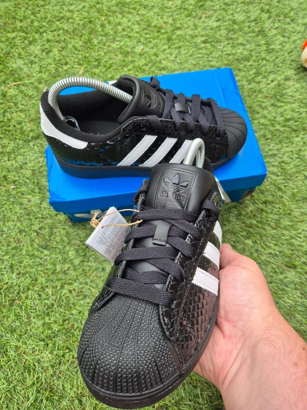 Adidas Superstar | Croc Print KH9019 | size 4