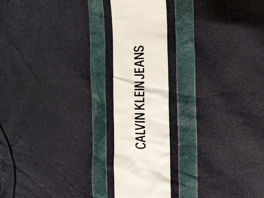 Calvin Klein Long sleeved tshirt medium