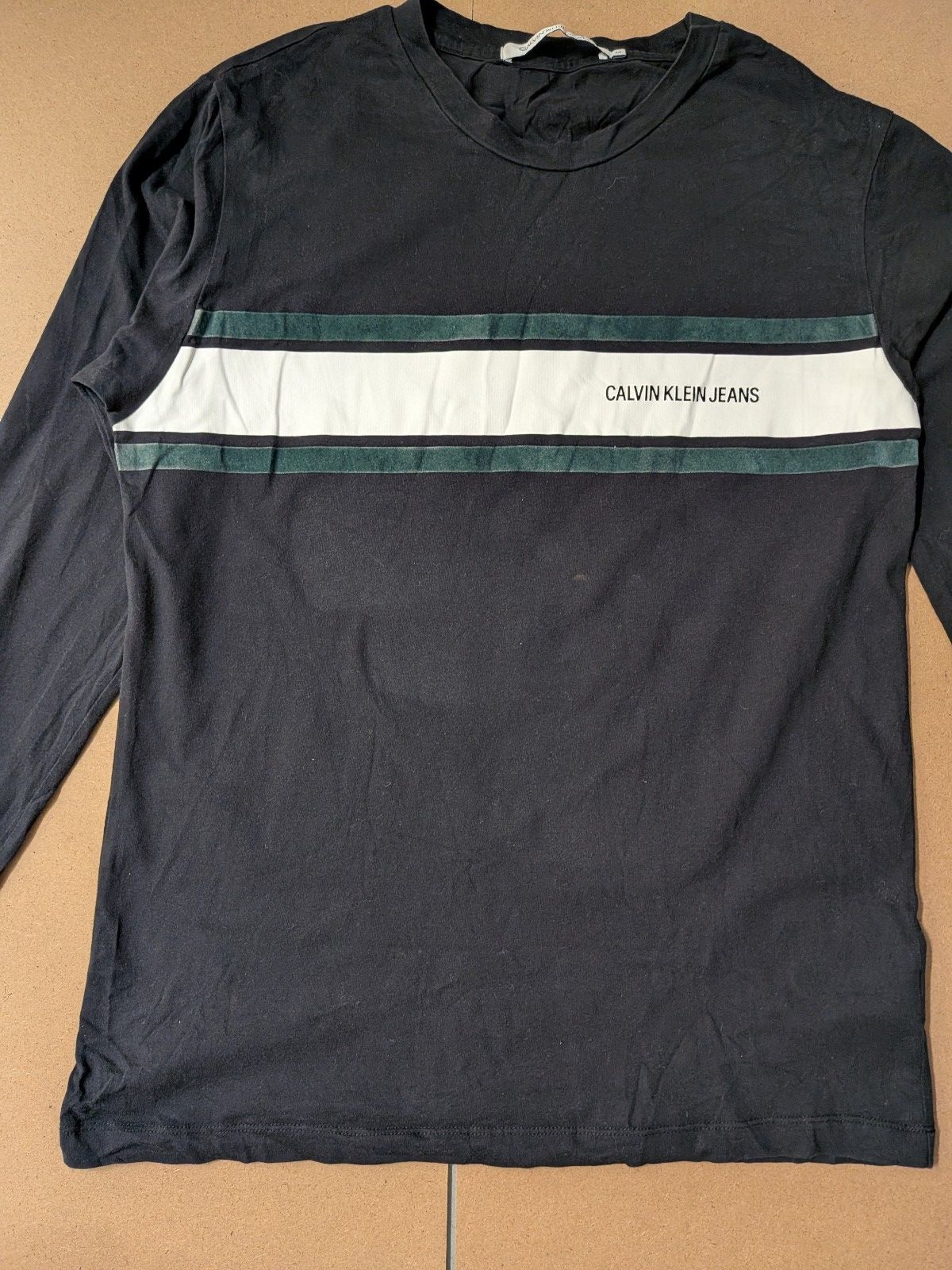 Calvin Klein Long sleeved tshirt medium